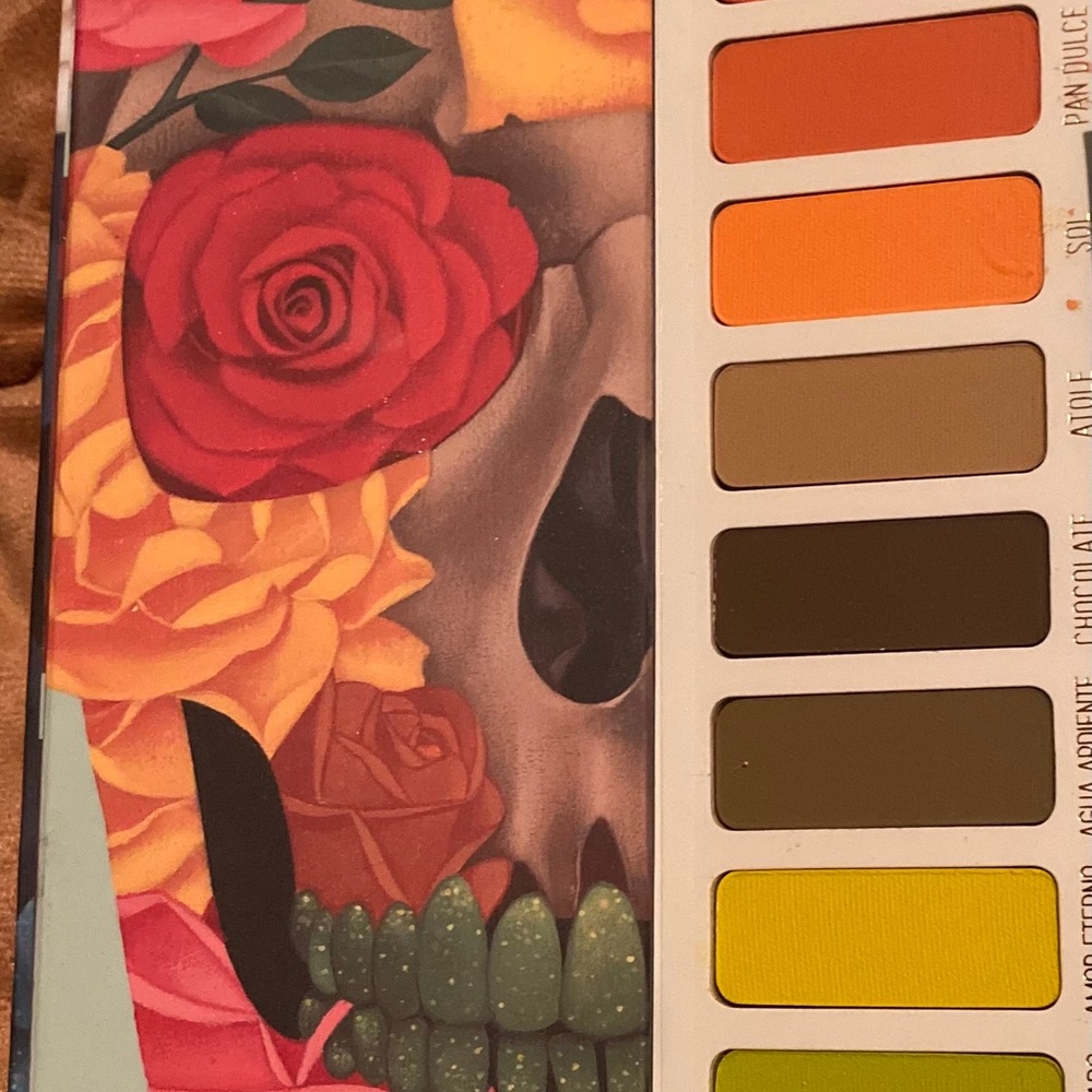Melt Cosmetics “VIDA” Palette - Picture 2 of 2